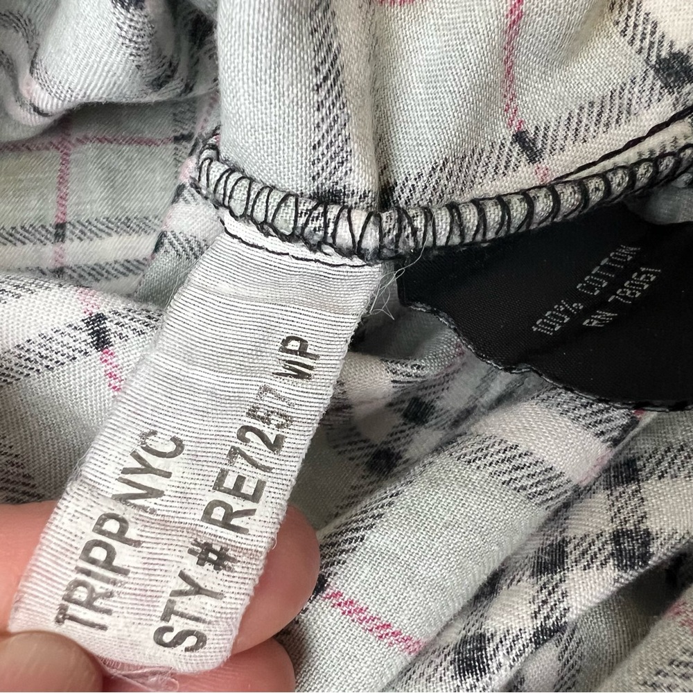 Tripp NYC Men’s Medium Goth Plaid Black/Red Checked Button Up Shirt - Picture 11 of 14
